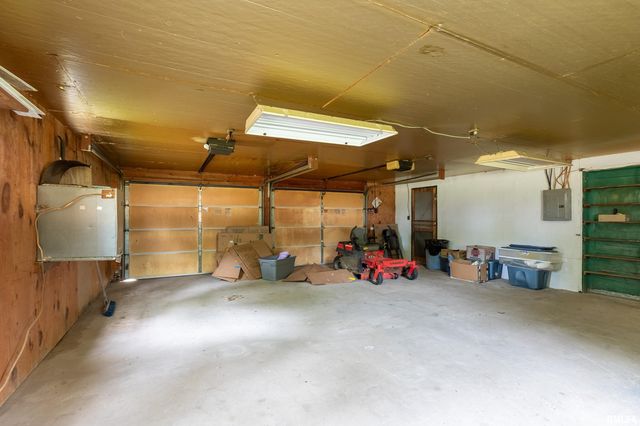 53 Private Road 1M Road, Desoto, IL 62924