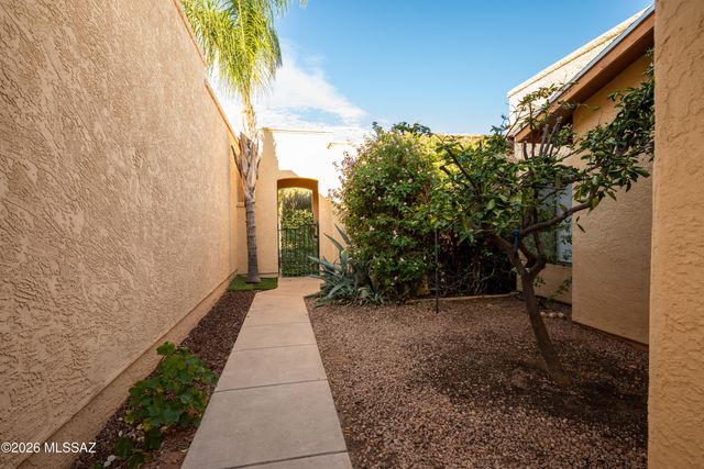 3346 W Starfall Place, Tucson, AZ 85741