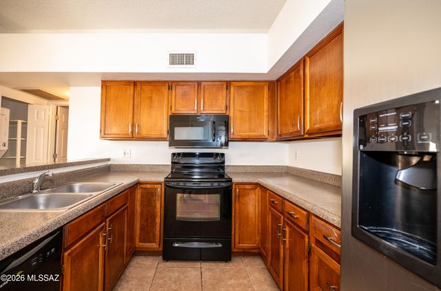 3346 W Starfall Place, Tucson, AZ 85741