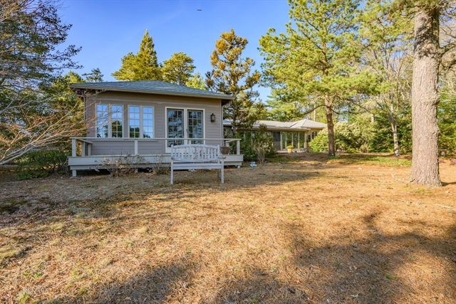 74 Lakeview Dr, Barnstable, MA 02632