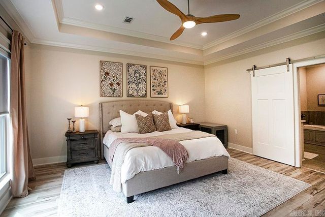 16 Luke Court, Maumelle, AR 72113