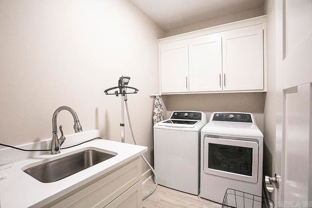 16 Luke Court, Maumelle, AR 72113