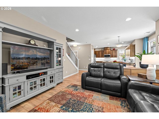 15770 Se REESE Ct, Milwaukie, OR 97267