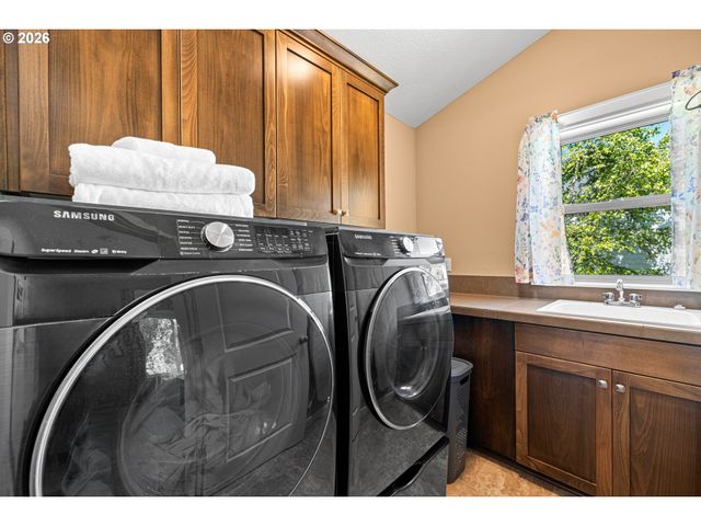 15770 Se REESE Ct, Milwaukie, OR 97267