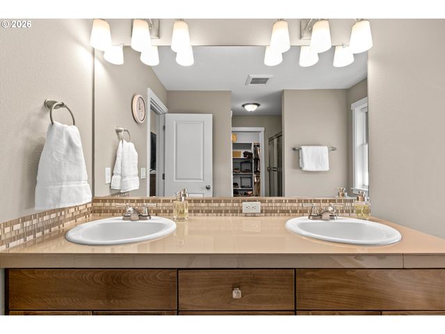 15770 Se REESE Ct, Milwaukie, OR 97267