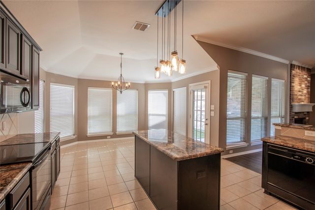 111 Singletree Lane, Willow Park, TX 76087