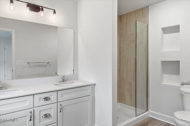 86 Lona Lane, East Greenbush, NY 12144