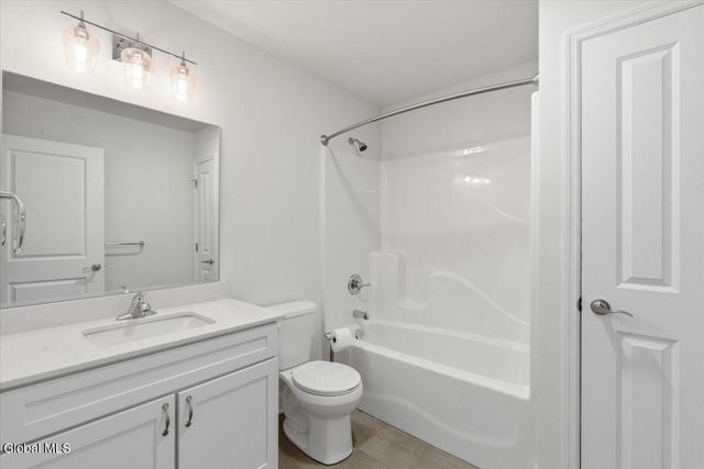 86 Lona Lane, East Greenbush, NY 12144