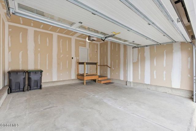 86 Lona Lane, East Greenbush, NY 12144