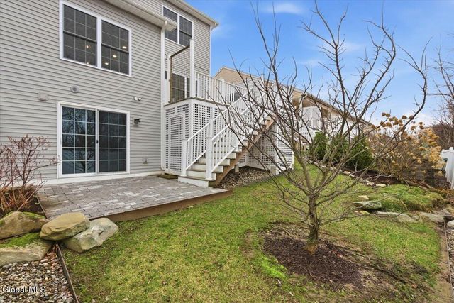 86 Lona Lane, East Greenbush, NY 12144