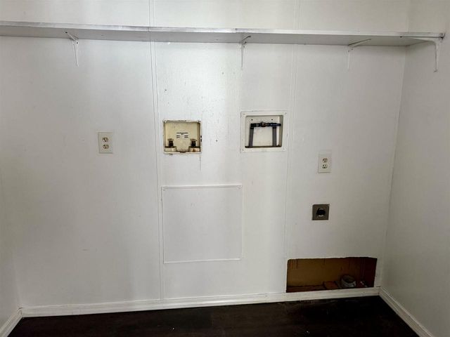 5075 SHAMROCK WAY, Little Suamico, WI 54141