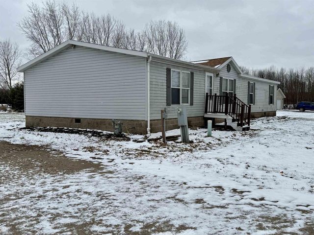 5075 SHAMROCK WAY, Little Suamico, WI 54141