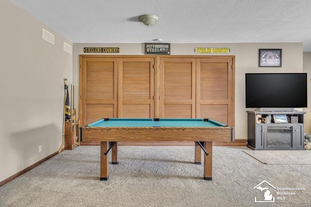 11662 Wells Road, Petersburg, MI 49270