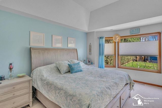 11662 Wells Road, Petersburg, MI 49270