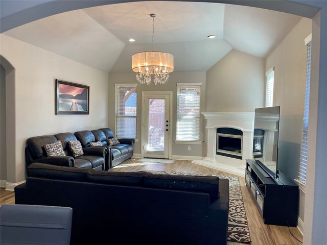 10517 Wagon Wheel Way, Mckinney, TX 75072