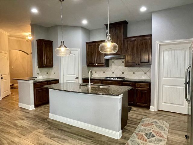 10517 Wagon Wheel Way, Mckinney, TX 75072