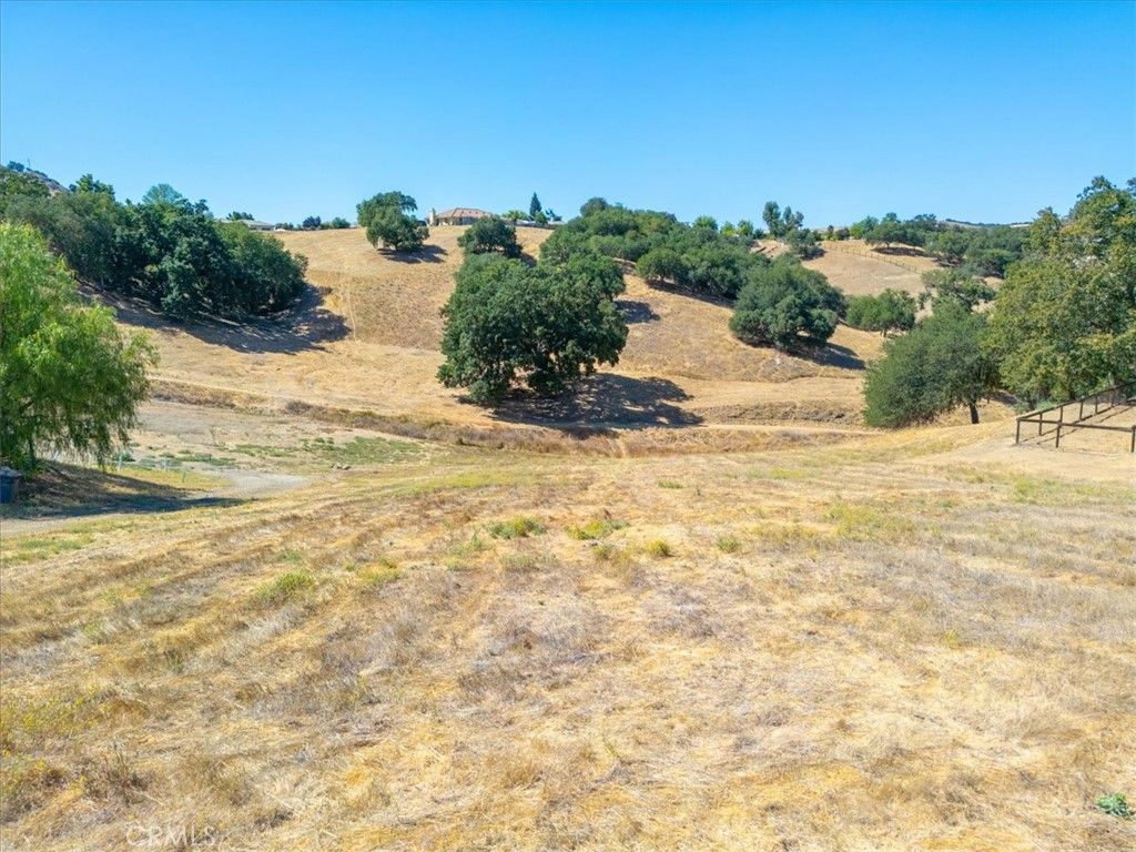 Image 21 of property listing at 9850 Bluegill Drive, Paso Robles, CA 93446