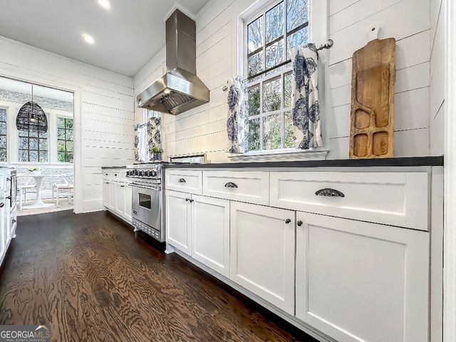 9139 Selborne Lane, Chattahoochee Hills, GA 30268