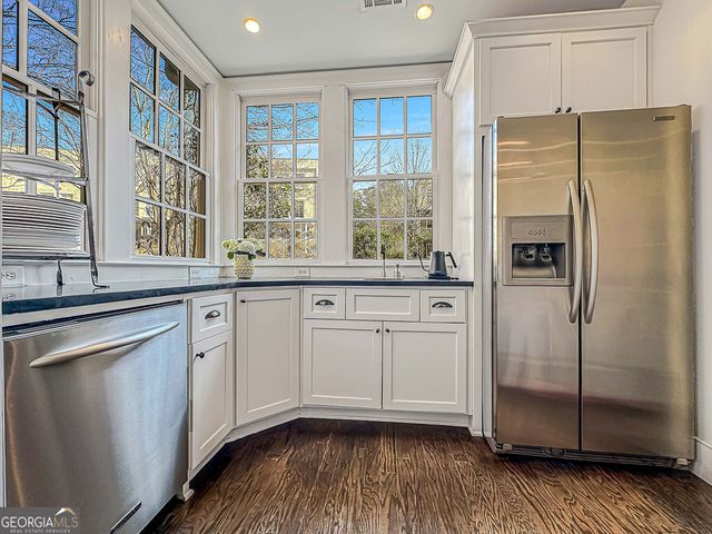 9139 Selborne Lane, Chattahoochee Hills, GA 30268