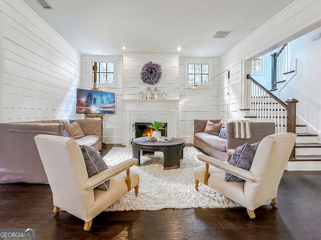 9139 Selborne Lane, Chattahoochee Hills, GA 30268