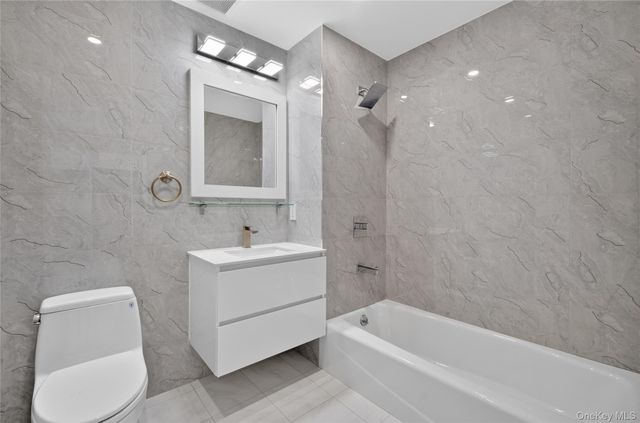 643 5th Avenue 4A, Brooklyn, NY 11215