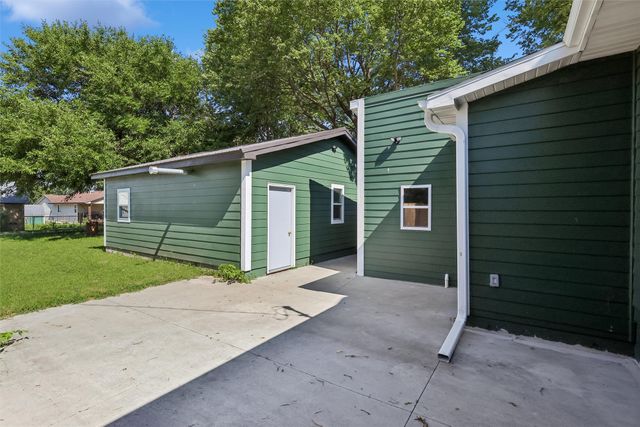 715 5th Street, Perry, IA 50220