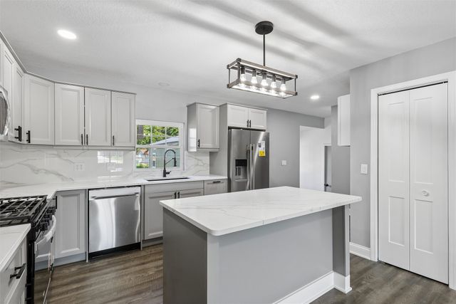 715 5th Street, Perry, IA 50220