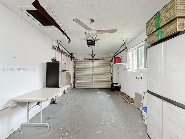 8102 NW 96th Ter, Tamarac, FL 33321