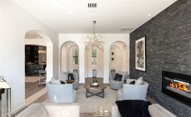 2747 Turtle Head Peak Drive, Las Vegas, NV 89135