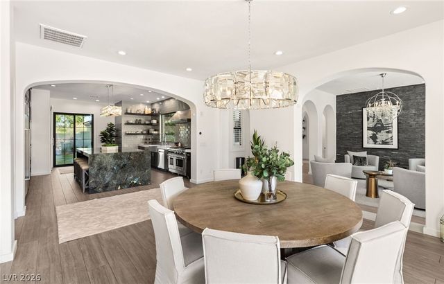 2747 Turtle Head Peak Drive, Las Vegas, NV 89135