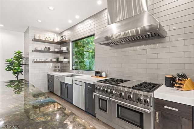 2747 Turtle Head Peak Drive, Las Vegas, NV 89135