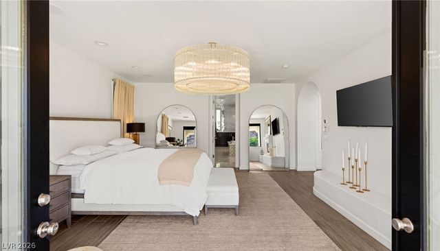 2747 Turtle Head Peak Drive, Las Vegas, NV 89135