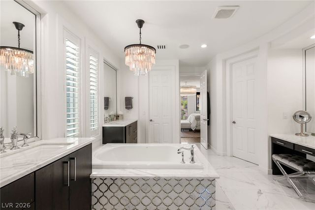 2747 Turtle Head Peak Drive, Las Vegas, NV 89135