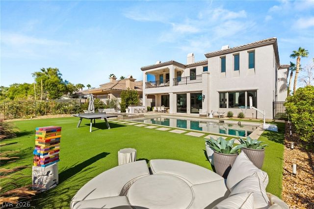 2747 Turtle Head Peak Drive, Las Vegas, NV 89135