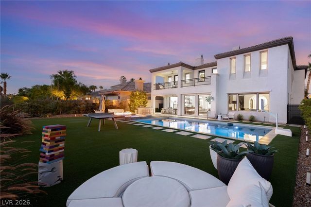 2747 Turtle Head Peak Drive, Las Vegas, NV 89135