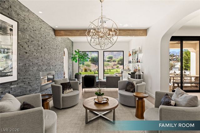 2747 Turtle Head Peak Drive, Las Vegas, NV 89135