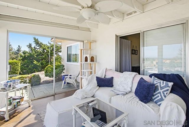 16677 Diaz Dr, San Diego, CA 92128