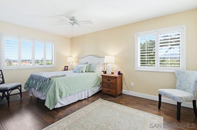 16677 Diaz Dr, San Diego, CA 92128