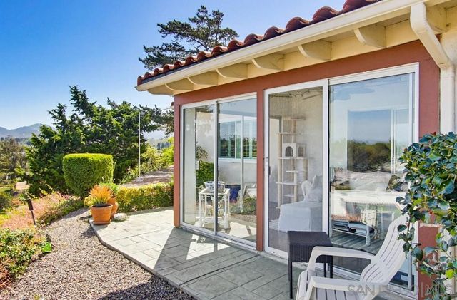 16677 Diaz Dr, San Diego, CA 92128