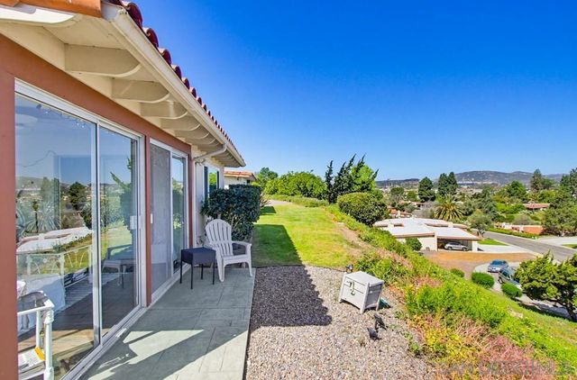 16677 Diaz Dr, San Diego, CA 92128