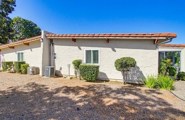 16677 Diaz Dr, San Diego, CA 92128