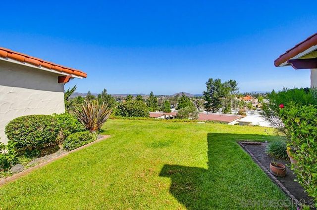 16677 Diaz Dr, San Diego, CA 92128