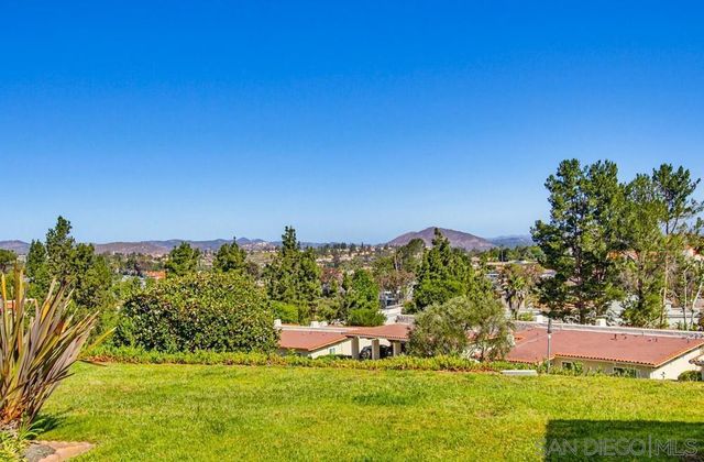 16677 Diaz Dr, San Diego, CA 92128