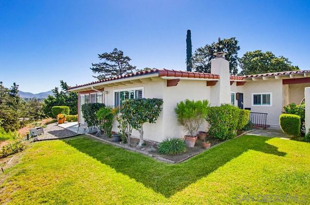 16677 Diaz Dr, San Diego, CA 92128