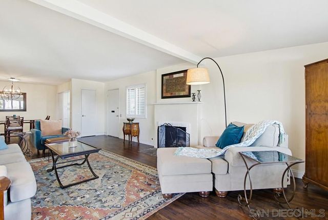 16677 Diaz Dr, San Diego, CA 92128