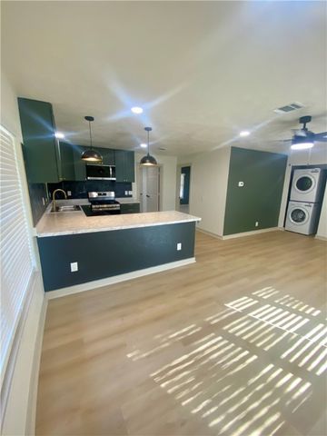 814 East 28th Street, Bryan, TX 77803