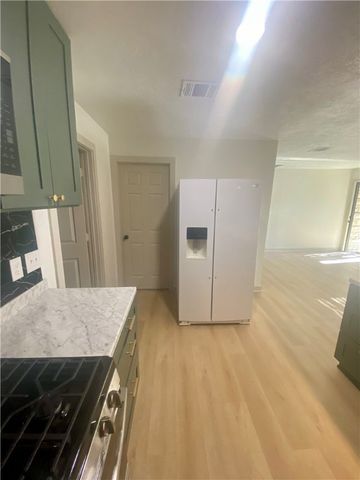 814 East 28th Street, Bryan, TX 77803