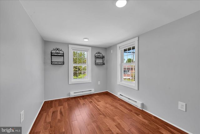 560 COLUMBIA AVE, Reading, PA 19608
