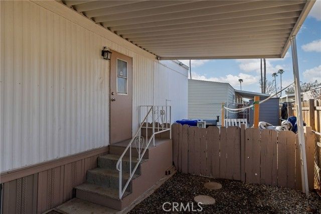 285 FLORENCE LANE, Bakersfield, CA 93308