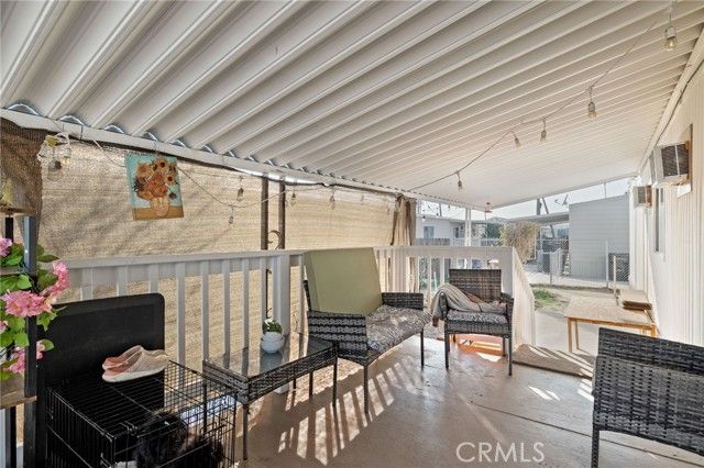 285 FLORENCE LANE, Bakersfield, CA 93308